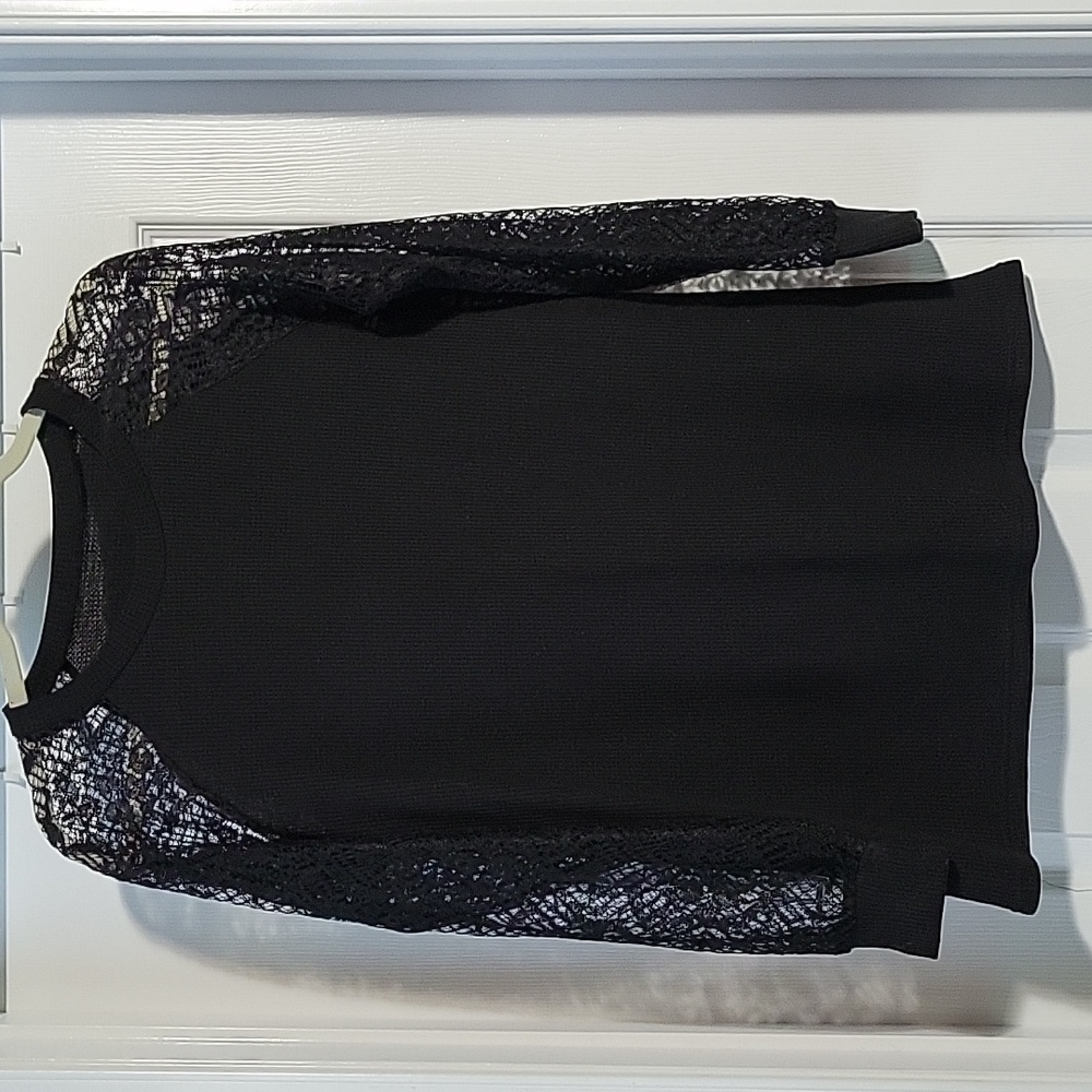Long sleeve black shirt